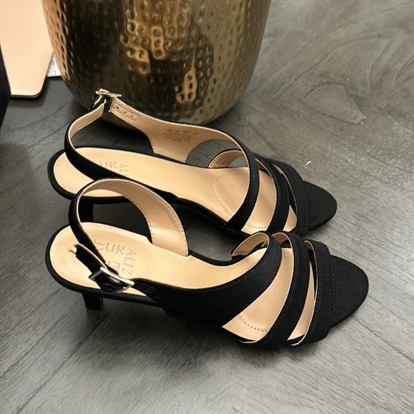 NATURALIZER Taimi Dress Sandals - Picture 5 of 9